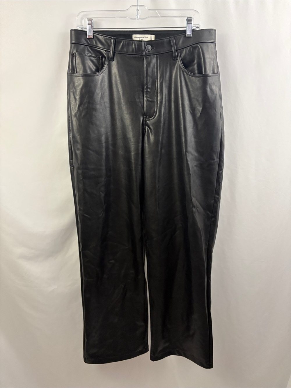 Abercrombie & Fitch The Loose High Rise Faux Leather Jeans Black 31/12 Women’s